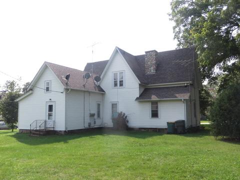 9702 Main St, Hebron, IL 60034 photo 6