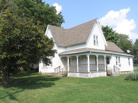 9702 Main St, Hebron, IL 60034 photo 3