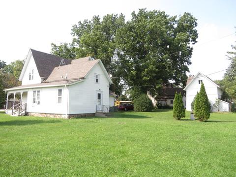 9702 Main St, Hebron, IL 60034 photo 7