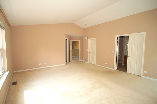 6095 Russell Dr, Hoffman Estates, IL 60192 photo 15