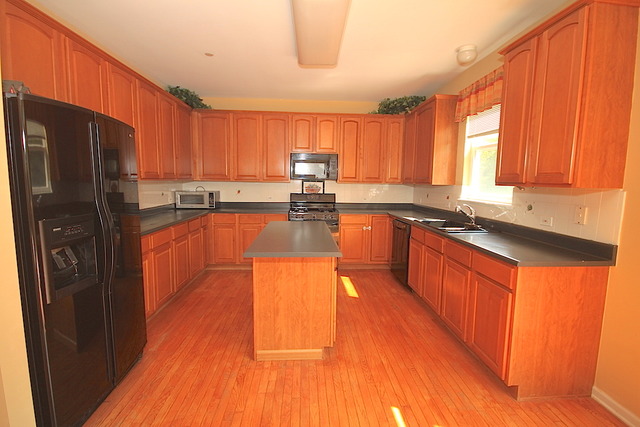 6095 Russell Dr, Hoffman Estates, IL 60192 photo 7