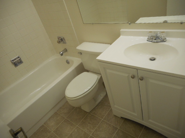 618 Naples Ct, Glenview, IL 60025 photo 12