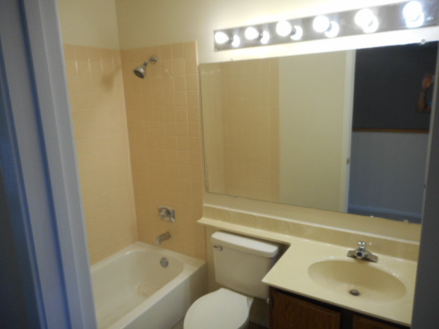 618 Naples Ct, Glenview, IL 60025 photo 17