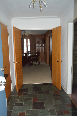 712 W Buell Ave, Joliet, IL 60435 photo 11