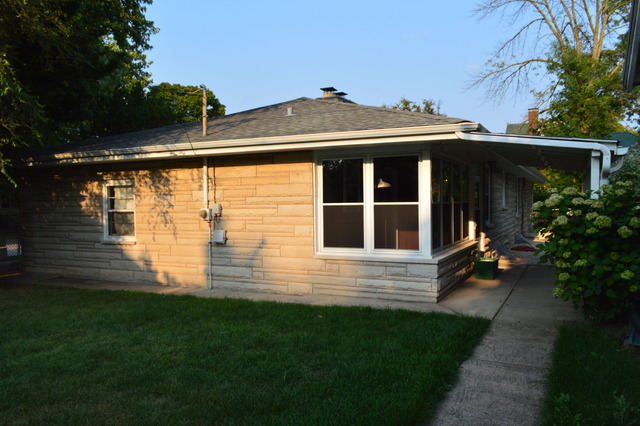 712 W Buell Ave, Joliet, IL 60435 photo 7