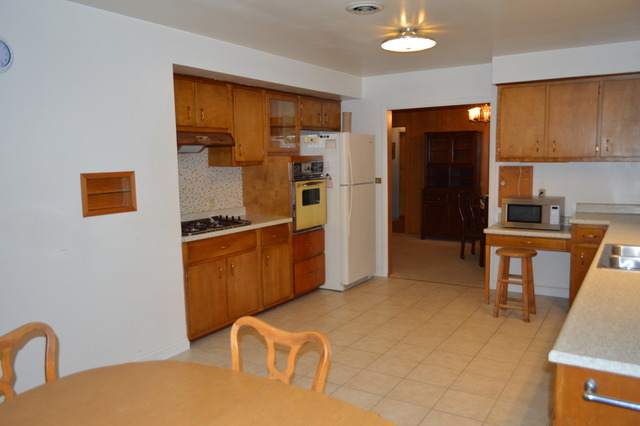 712 W Buell Ave, Joliet, IL 60435 photo 10