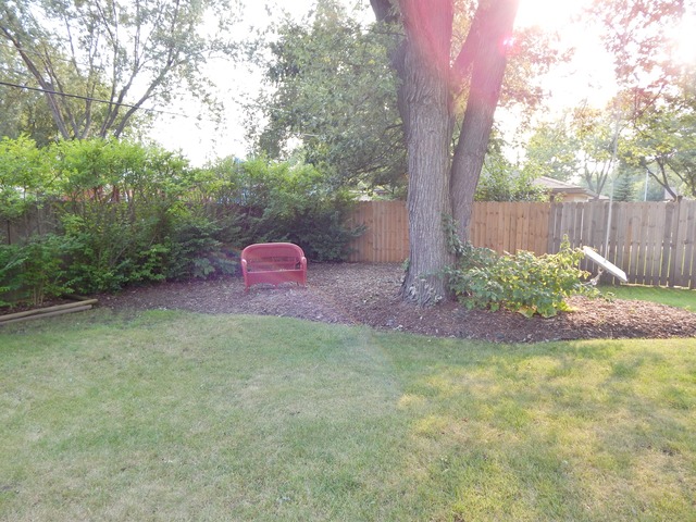 695 Perry Ln, Hoffman Estates, IL 60169 photo 22