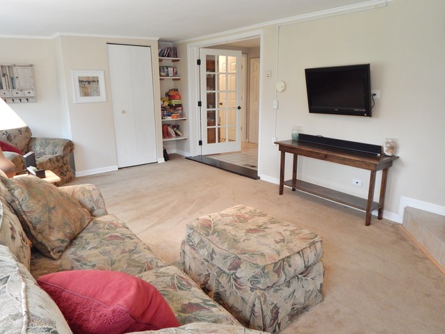 695 Perry Ln, Hoffman Estates, IL 60169 photo 8