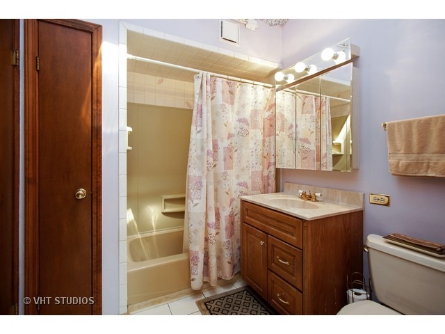 725 N Rozanne Dr, Addison, IL 60101 photo 7