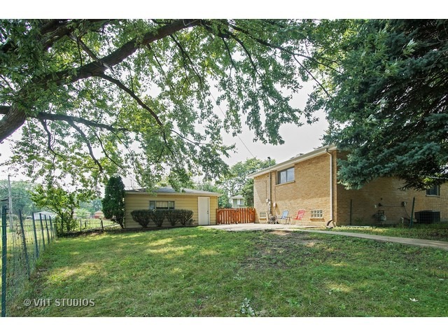 725 N Rozanne Dr, Addison, IL 60101 photo 10