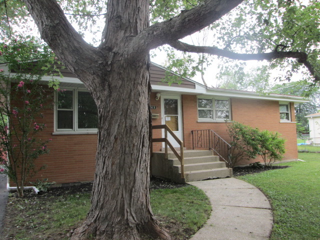 3410 Morgan St, Steger, IL 60475 photo 2