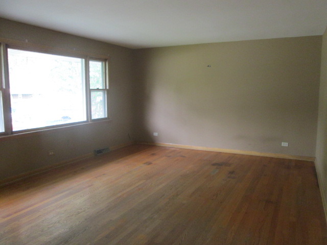 3410 Morgan St, Steger, IL 60475 photo 3