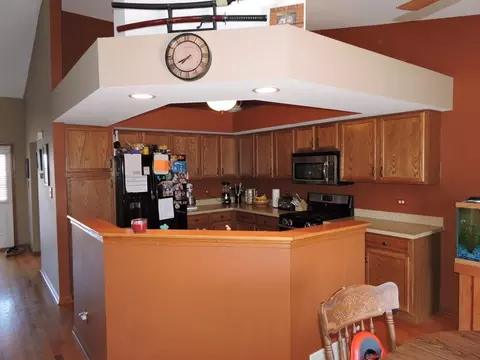 1202 Leonard Dr, Plainfield, IL 60586 photo 3