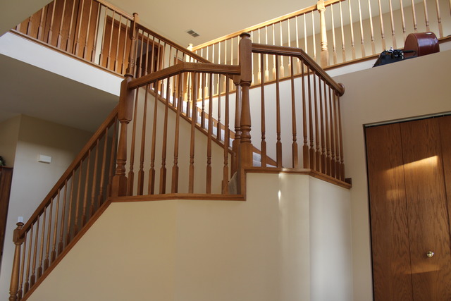 809 Red Barn Ln, Elgin, IL 60124 photo 4