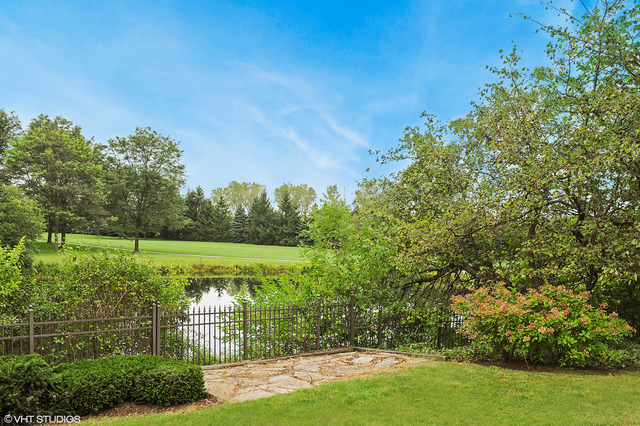 1641 E Course Dr, Deerfield, IL 60015 photo 19