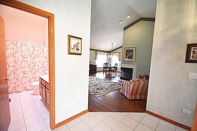 13436 Redberry Cir, Plainfield, IL 60544 photo 2