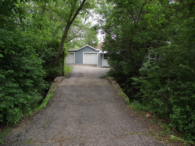 2906 S Riverside Dr, Mchenry, IL 60050 photo 22