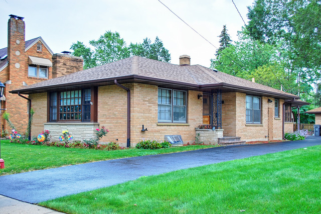 633 Columbia Ave, Elgin, IL 60120 photo 1