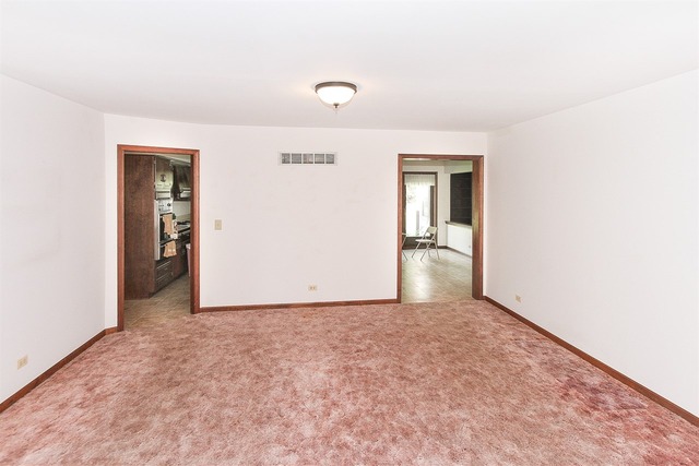 129 Amherst Dr, Bartlett, IL 60103 photo 6