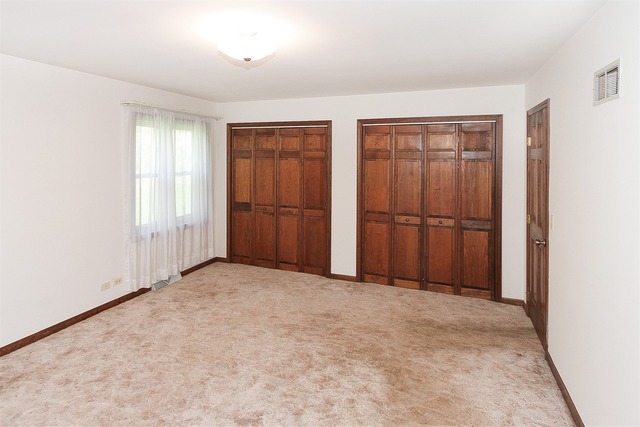 129 Amherst Dr, Bartlett, IL 60103 photo 14