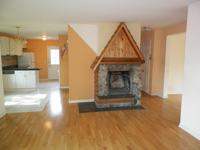 412 Marvin Pl, Wheeling, IL 60090 photo 3