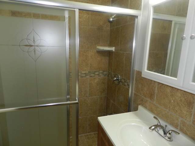 9205 Bumble Bee Dr #1d, Des Plaines, IL 60016 photo 8