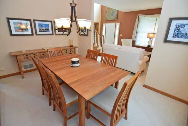 2070 Tunbridge Trl, Algonquin, IL 60102 photo 4
