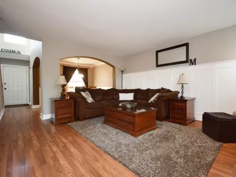 2417 Paradise Cir, Plainfield, IL 60586 photo 5