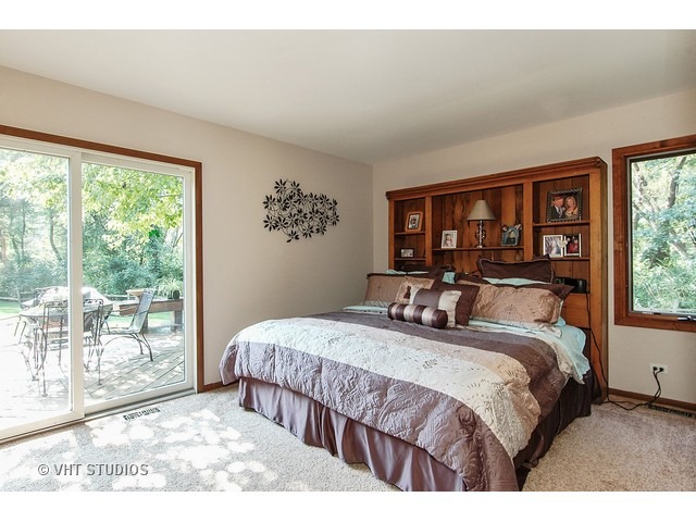 80 Brookside Dr, Elgin, IL 60123 photo 8