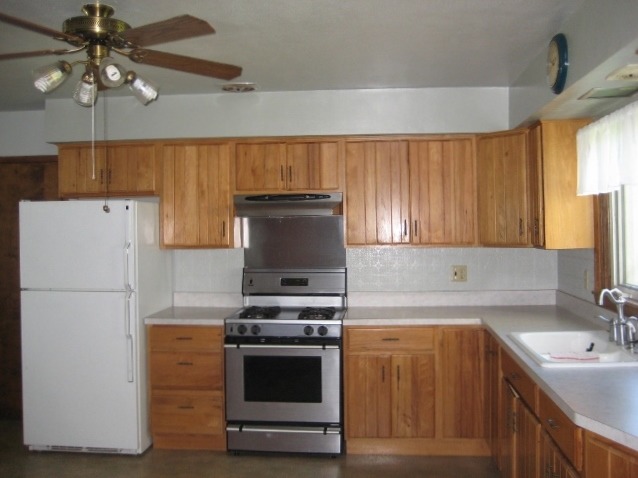 2005 Rt 23, Harvard, IL 60033 photo 4