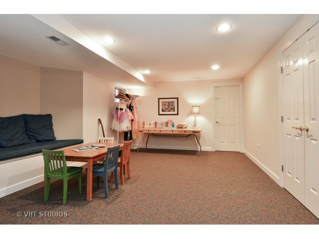 829 Lenox Rd, Glenview, IL 60025 photo 14