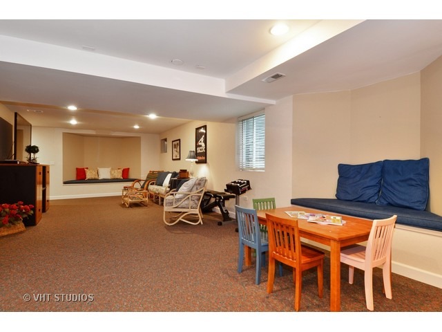 829 Lenox Rd, Glenview, IL 60025 photo 15