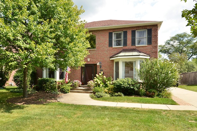 829 Lenox Rd, Glenview, IL 60025 photo 1