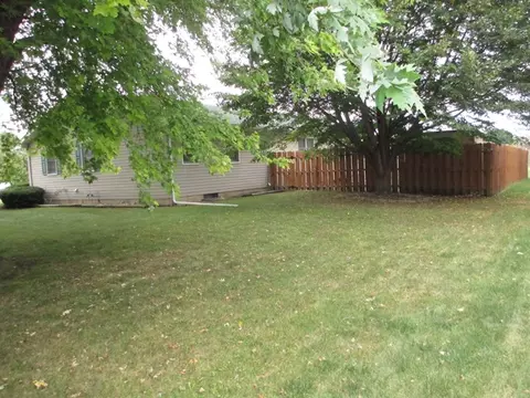 3003 Becker Dr, Peru, IL 61354 photo 15