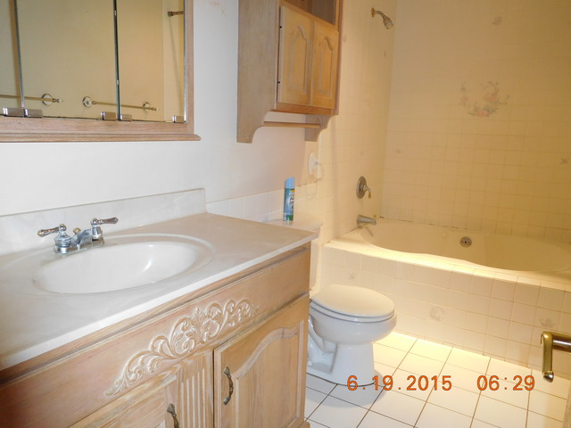 800 Grant St, Bartlett, IL 60103 photo 10