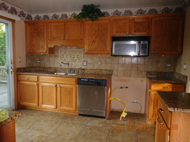 800 Grant St, Bartlett, IL 60103 photo 5