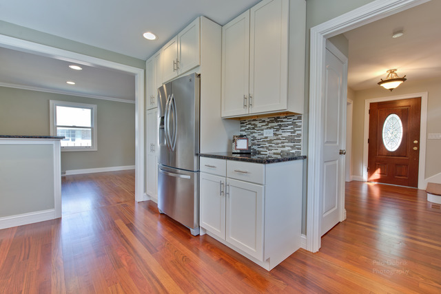 12 N Maple St, Mount Prospect, IL 60056 photo 5