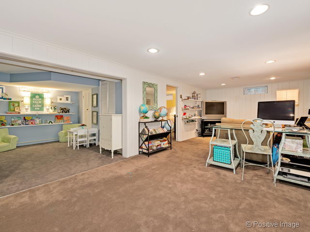 910 Shermer Rd, Glenview, IL 60025 photo 15