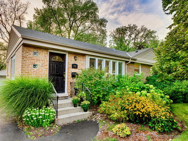 910 Shermer Rd, Glenview, IL 60025 photo 1