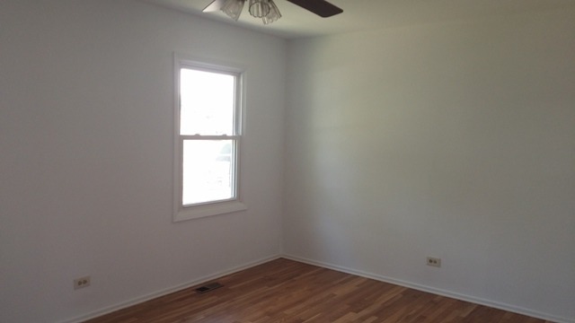 1665 Fairfield Ln, Hoffman Estates, IL 60169 photo 12