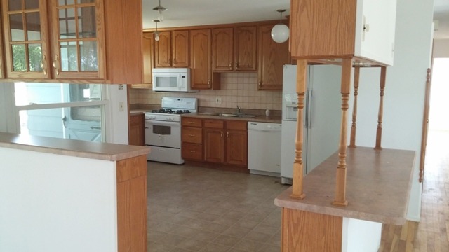 1665 Fairfield Ln, Hoffman Estates, IL 60169 photo 13