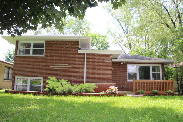 3103 Longfellow Ave, Hazel Crest, IL 60429 photo 1