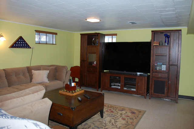 1023 Victoria Ave, Berkeley, IL 60163 photo 4