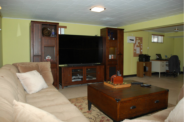 1023 Victoria Ave, Berkeley, IL 60163 photo 3