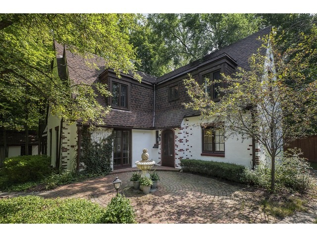 250 Sylvan Rd, Glencoe, IL 60022 photo 2