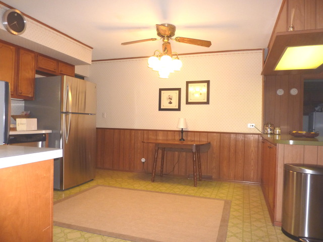 1808 E Maya Ln, Mount Prospect, IL 60056 photo 9