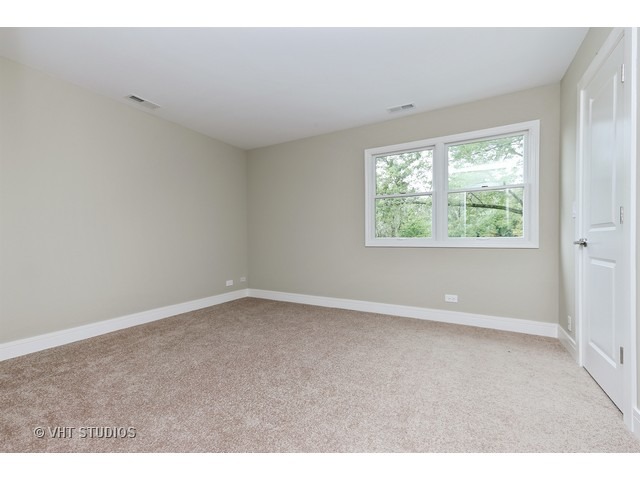 9815 Hilltop Ln, Fox River Grove, IL 60021 photo 8