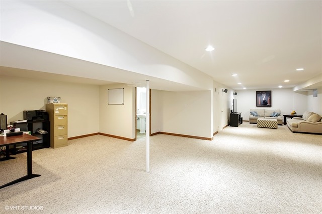 1321 Hillside Ln, Mchenry, IL 60051 photo 15