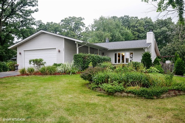 1321 Hillside Ln, Mchenry, IL 60051 photo 1