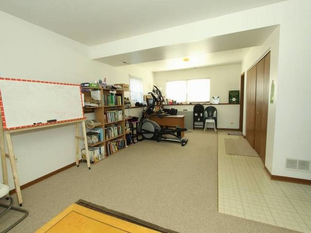 2801 Lancaster Dr, Markham, IL 60428 photo 10